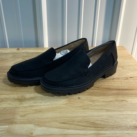 Shoes - Journee Collection Women’s Flats Size 6.5